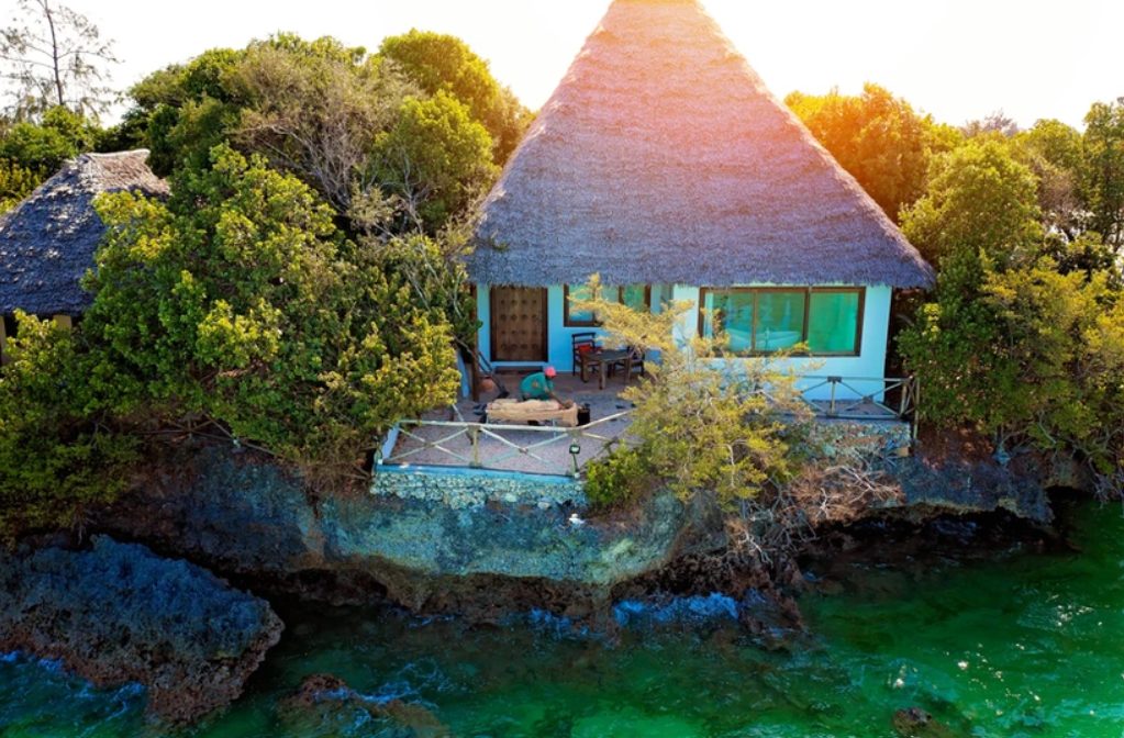 Island Pongwe — photo 1
